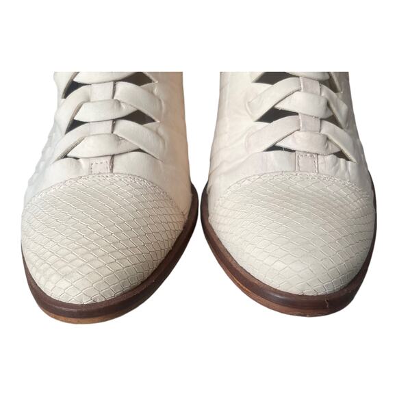 Free People Far Hills Leather Cut Out Ankle Boots in Natural Size 8 NEW - Picture 5 of 8